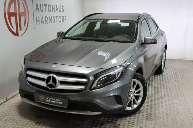 Mercedes-Benz GLA 200 AT Style Bi-Xenon Navi SH