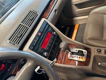 Audi A4 Lim. 1.8 T *TÜV NEU*KLIMA*