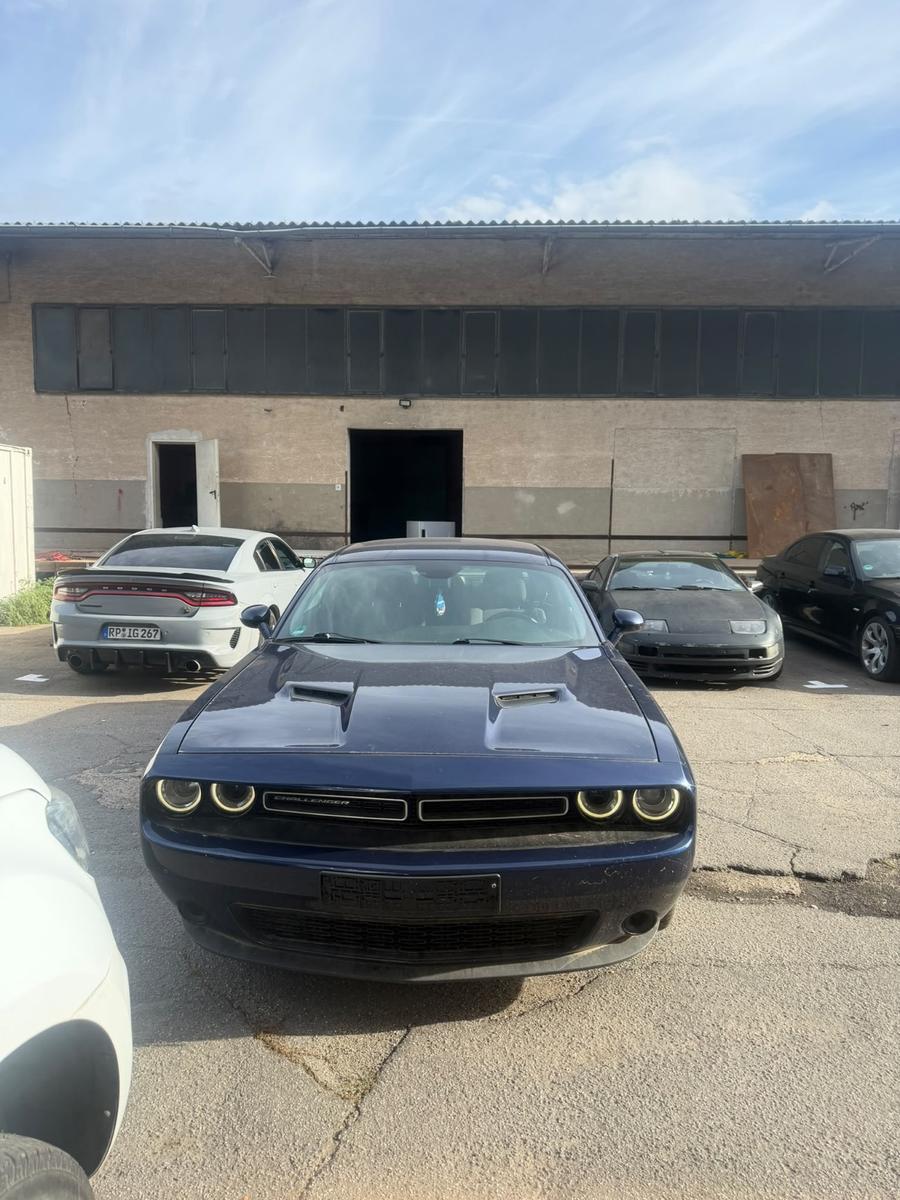 Dodge Challenger