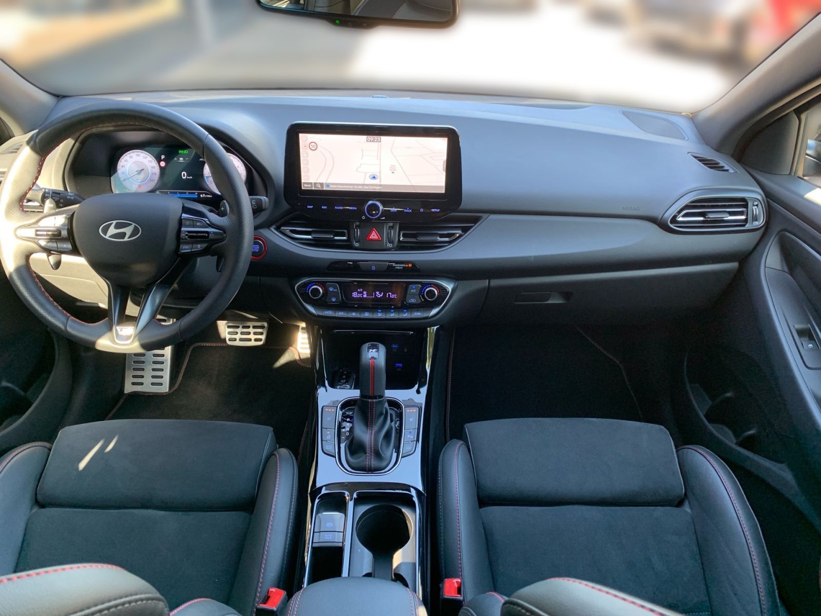 Fahrzeugabbildung Hyundai i30 Kombi 1.5 T-GDI 7-DCT N Line Mild-Hybrid Sit