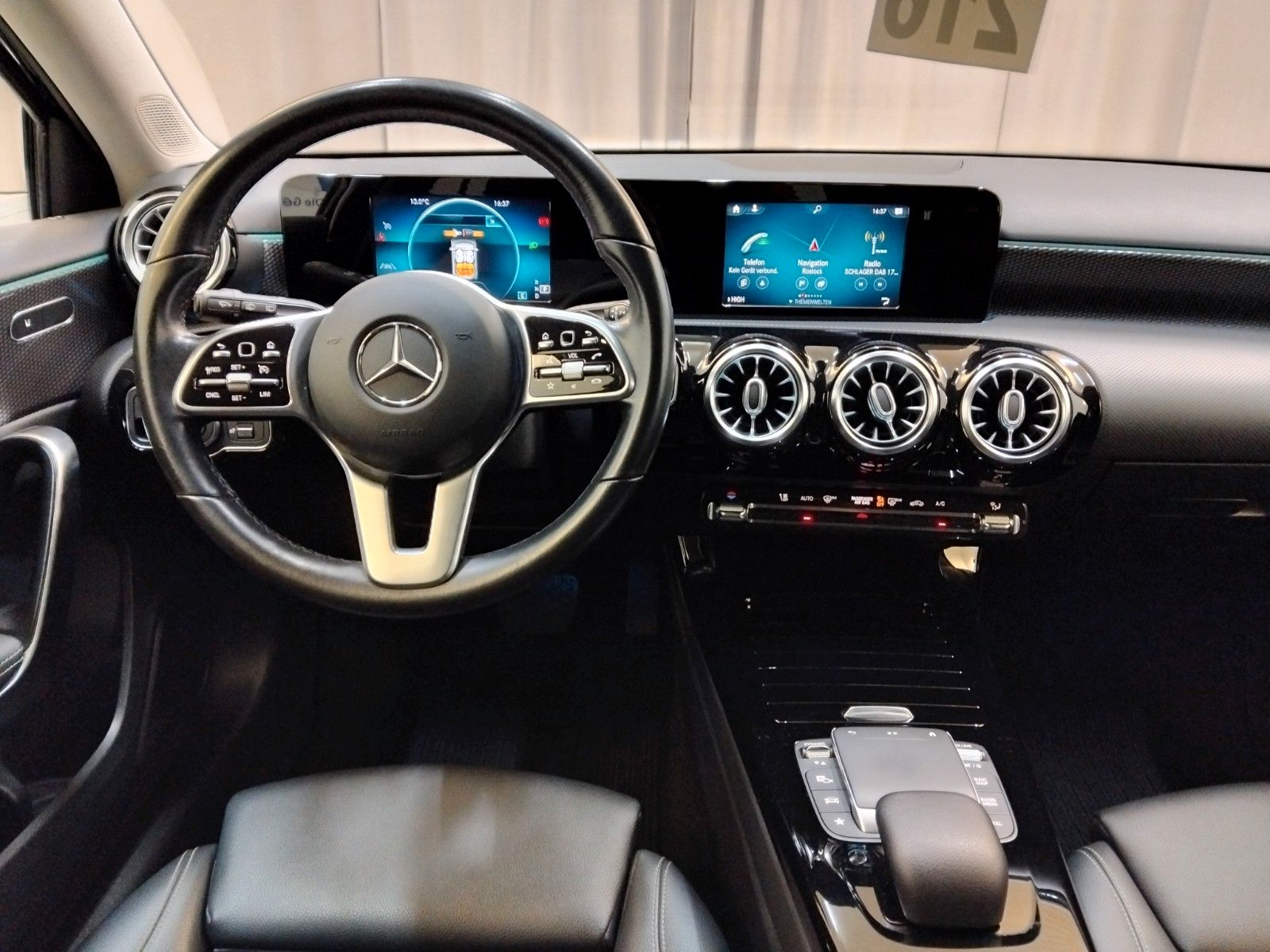 Mercedes-Benz A 180 (06/2026, Benzin)