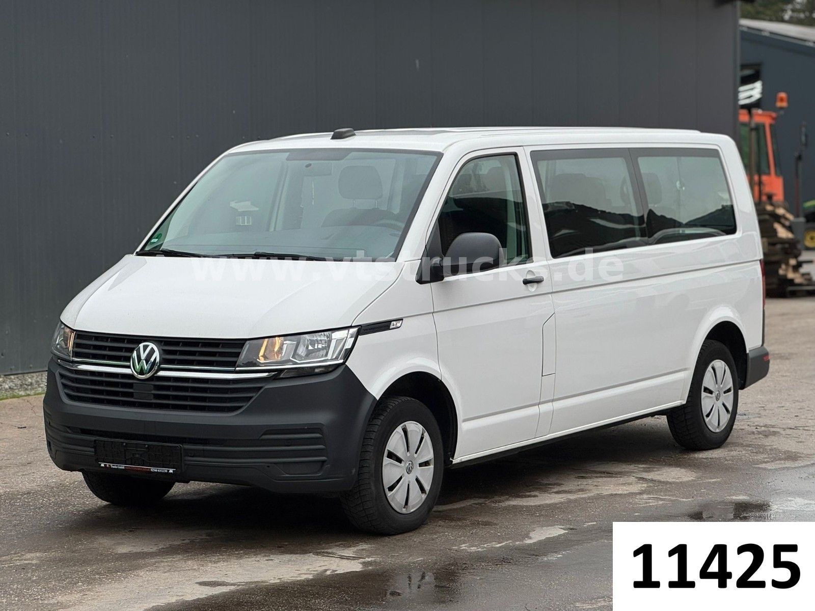Volkswagen T6.1 Transporter Kombi lang 8 Sitzer Klima