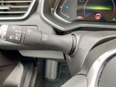 Fahrzeugabbildung Renault Clio E-TECH Hybrid AAC PDC NAVI SHZ CARPLAY DAB+