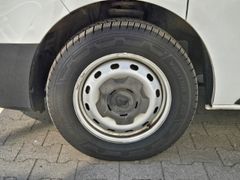 Fahrzeugabbildung Trafic Kasten L2H1 3,0t Komfort 2.0 BLUE dCi 110