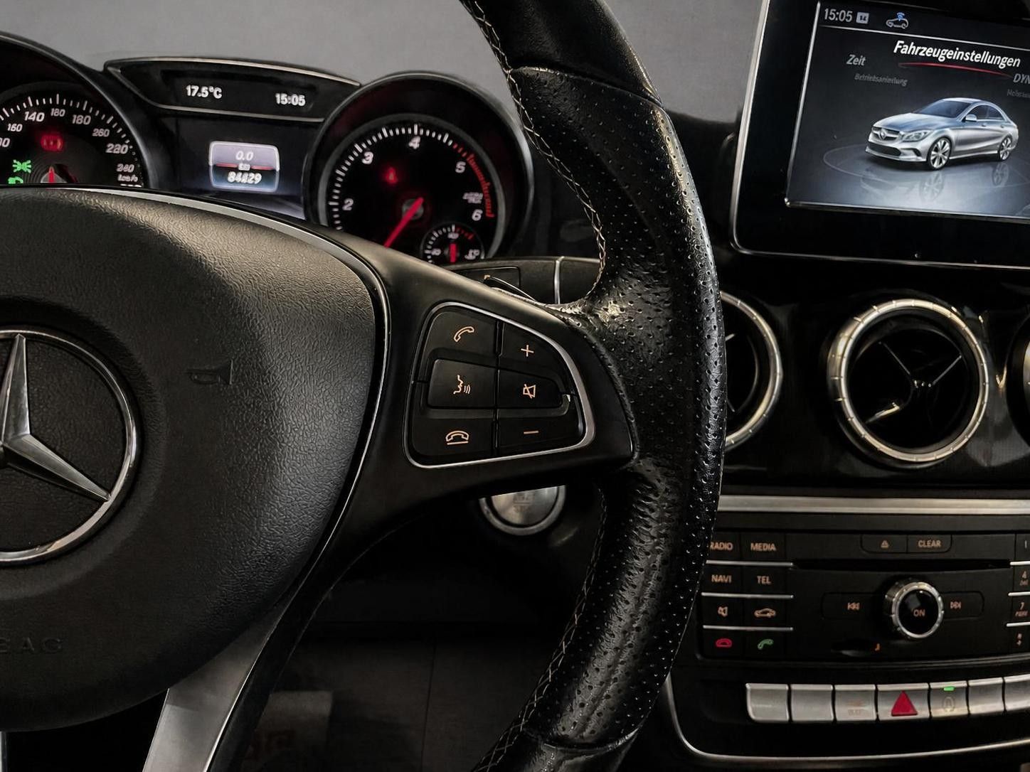 Mercedes-Benz CLA 200 Business 2. Hd BT Sport foto 12