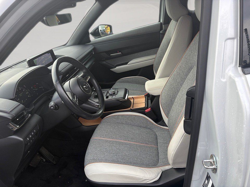 Fahrzeugabbildung Mazda MX-30 35,5 kWh 145PS KOM-P MC-P PRE-P GSD