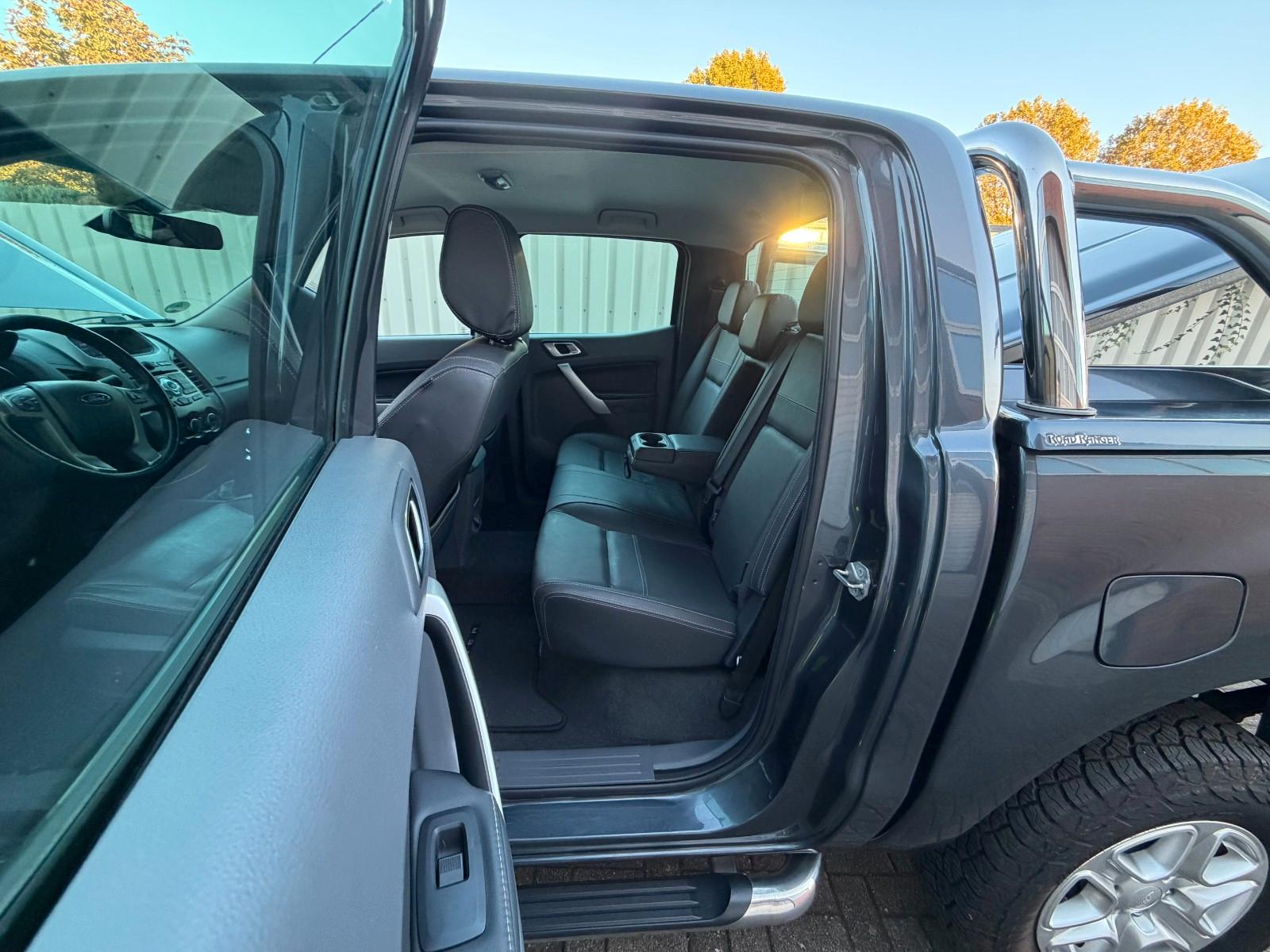 Ford Ranger 3.2 TDCi 200 ch Limited Double Cabine 4x4 • Cuir • GPS • Caméra • Attelage 3,35 t