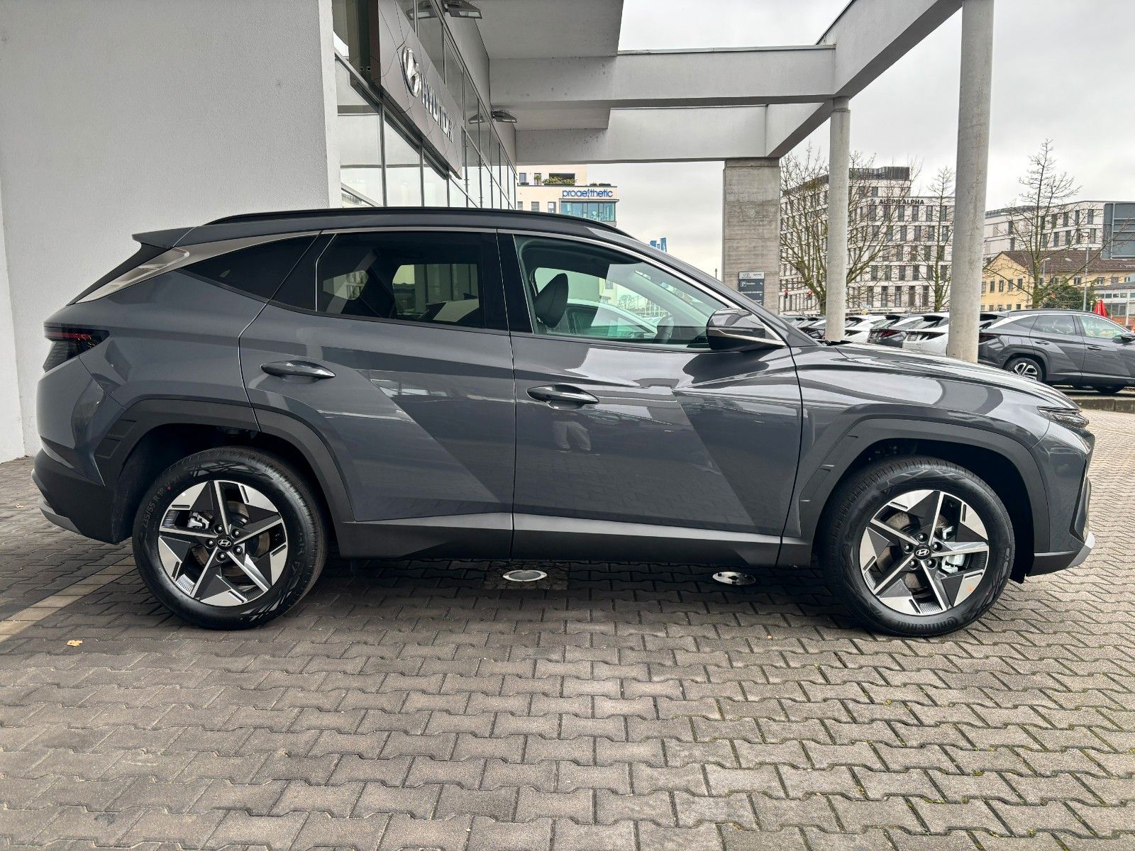 Fahrzeugabbildung Hyundai TUCSON 1.6 T-GDI Hybrid Trend MATRIX-LED!