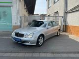 Mercedes-Benz E 270 CDI AVANTGARDE*Autom.*Leder*Bi-Xenon*2.Hd. - Mercedes-Benz E 270 Gebrauchtwagen