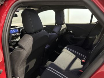 Fotografie 13 des Opel Corsa 1.2 Direct Injection Turbo GS