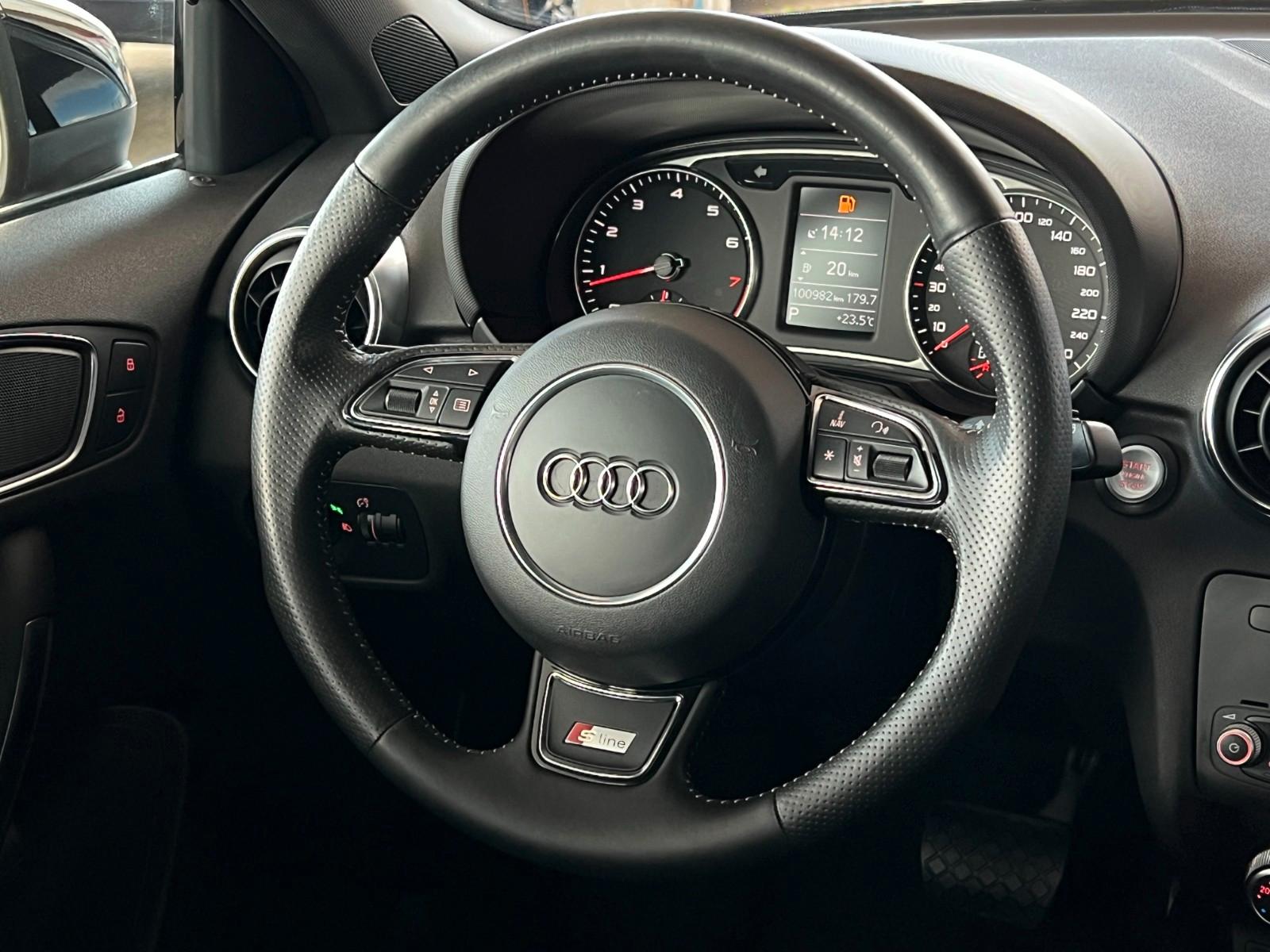 Audi A1 Sportback 3xS-line *AUTOMATIK*NAVI*XENON*