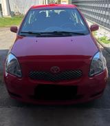 Toyota Yaris 1.3 - Flitzer mit wenig Kilometer in rot - gebrauchte Toyota Yaris aus dem Jahr 2005