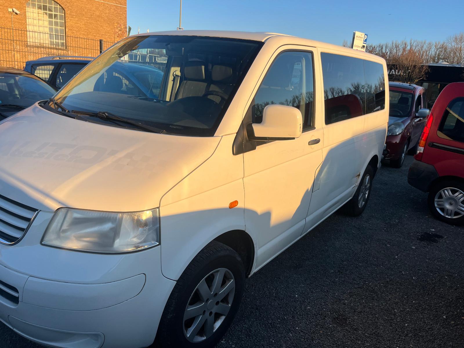 Volkswagen T5 Transporter Kasten-Kombi Kombi
