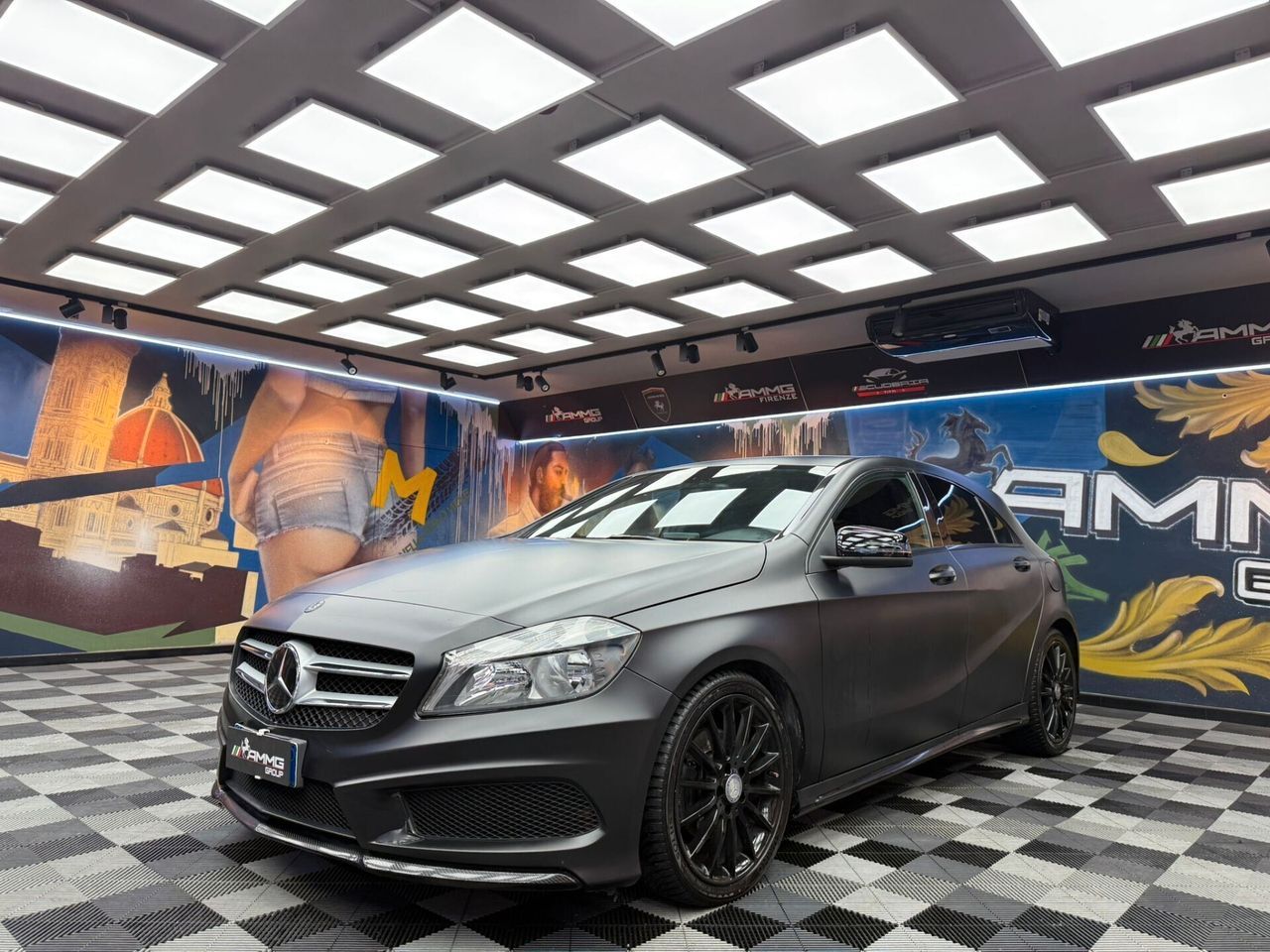 MERCEDES-BENZ A 180