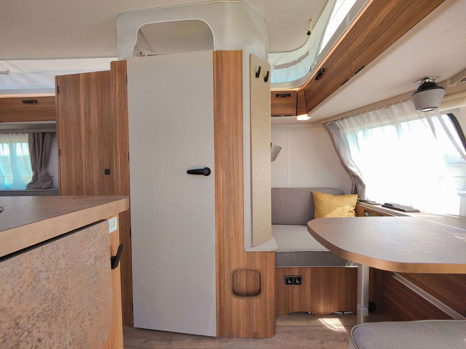 Fahrzeugabbildung HYMER / ERIBA / HYMERCAR TOURING 540 LEGEND URBAN 2025