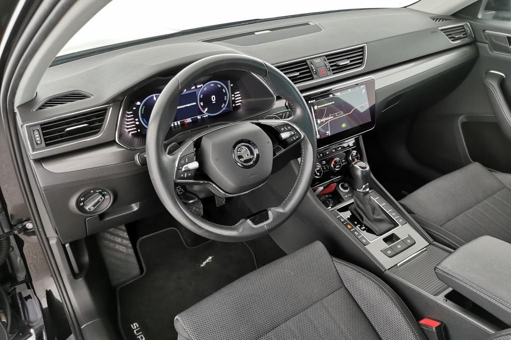 Skoda Superb iV Combi Style 1.4 TSI 160kW Pano*PDC*NAV