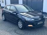 Hyundai i20 1.2 Classic - Hyundai i20 Gebrauchtwagen in Bremen