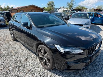 Volvo V90 - 2