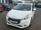 Peugeot 208 Allure KLIMAAUT/ 1.HAND/AUTOMATIK/PDC/SHZ - Peugeot 208: Limousine