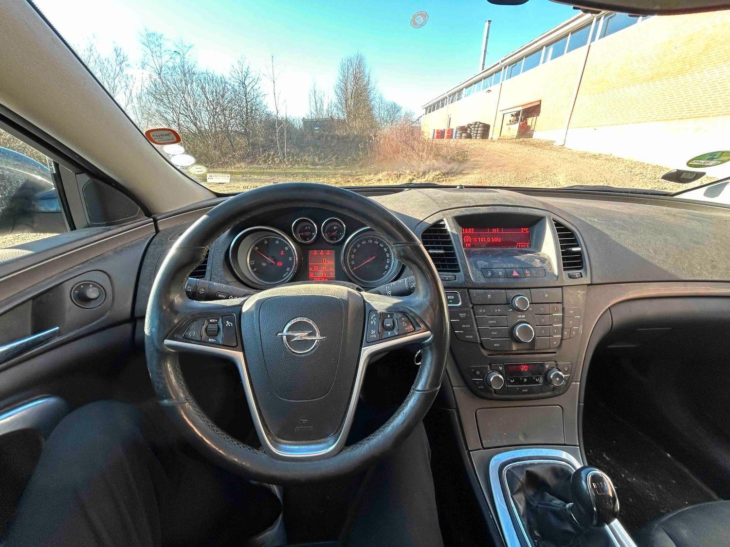 Opel Insignia 2013 — photo 7