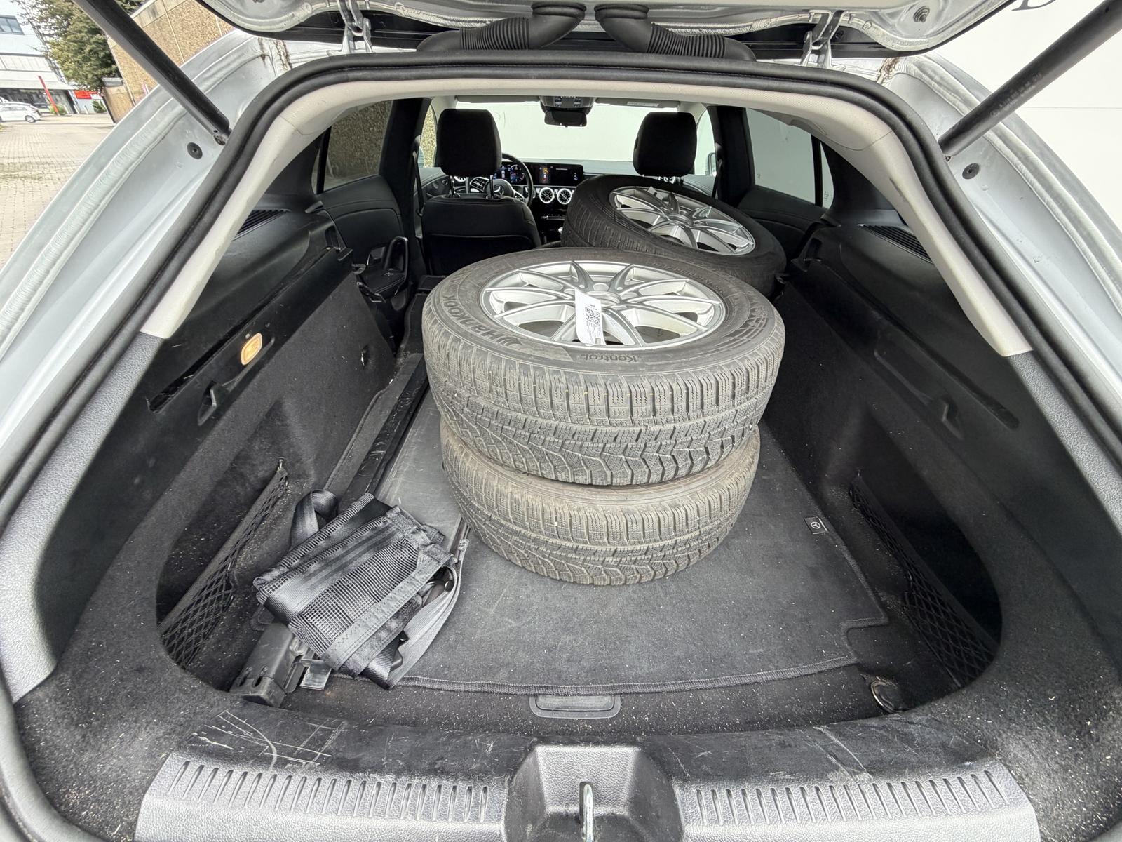 Mercedes-Benz CLA d Progressive STANDHEIZ., миниатюра 6
