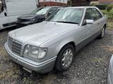 Mercedes-Benz CE 220*E220 Coupe*2-Hand*Unfallfrei* - Mercedes-Benz CE 220 Gebrauchtwagen