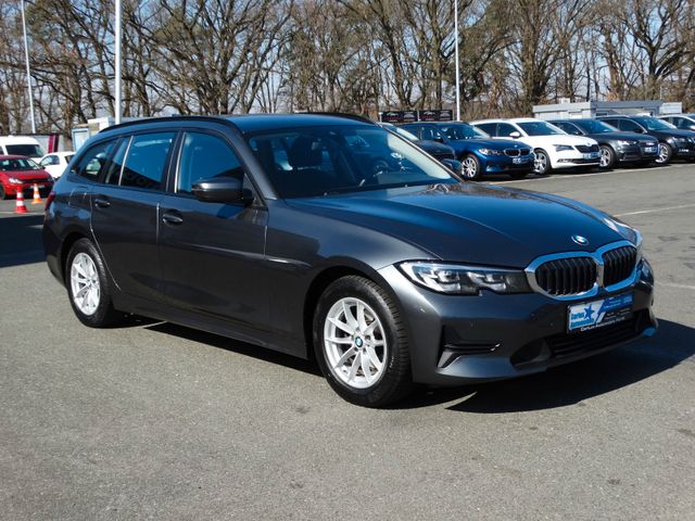 BMW 318i-Aut.Advantage*Touring*LED*Alu*ACC*PDC*1Hand