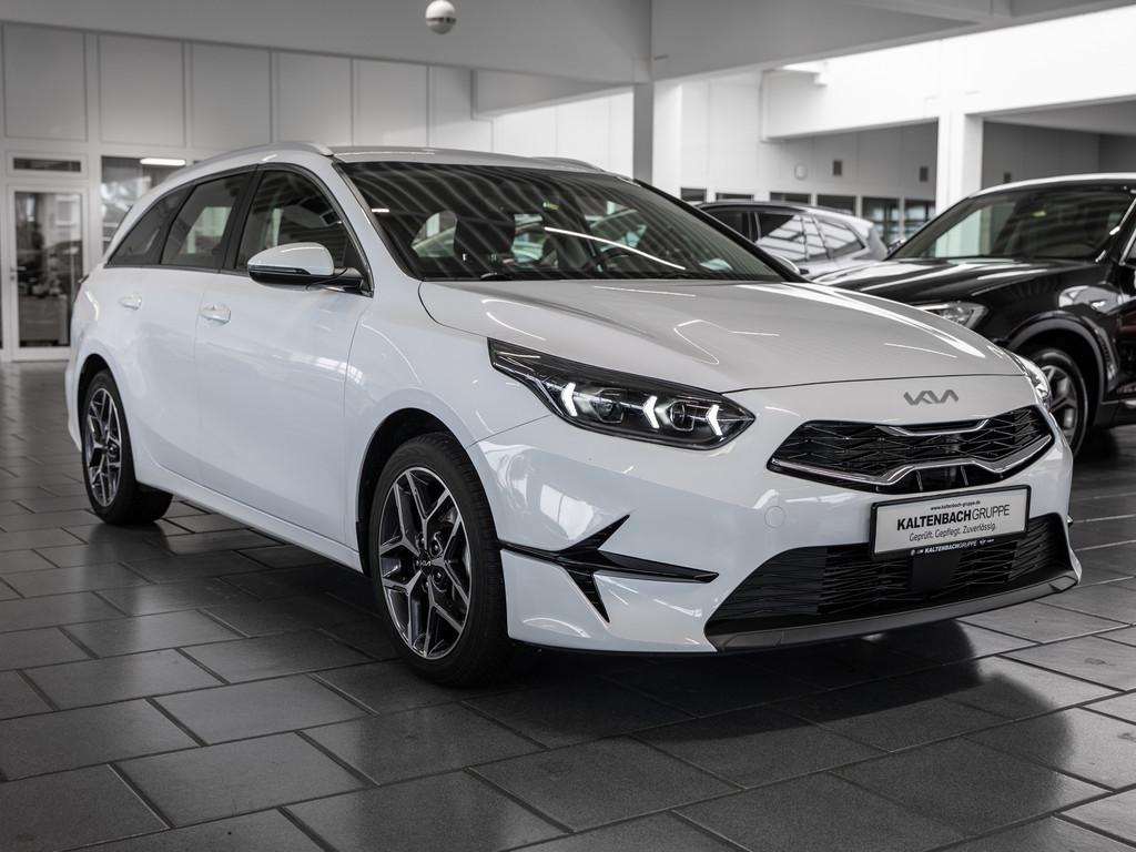 Kia Ceed SW 1.5 T-GDI DCT7 Spirit FACEL. LED ACC SHZ