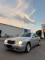 Mercedes-Benz E280 W210 Avantgarde - Mercedes-Benz E 280 aus 2000