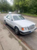Mercedes-Benz 230