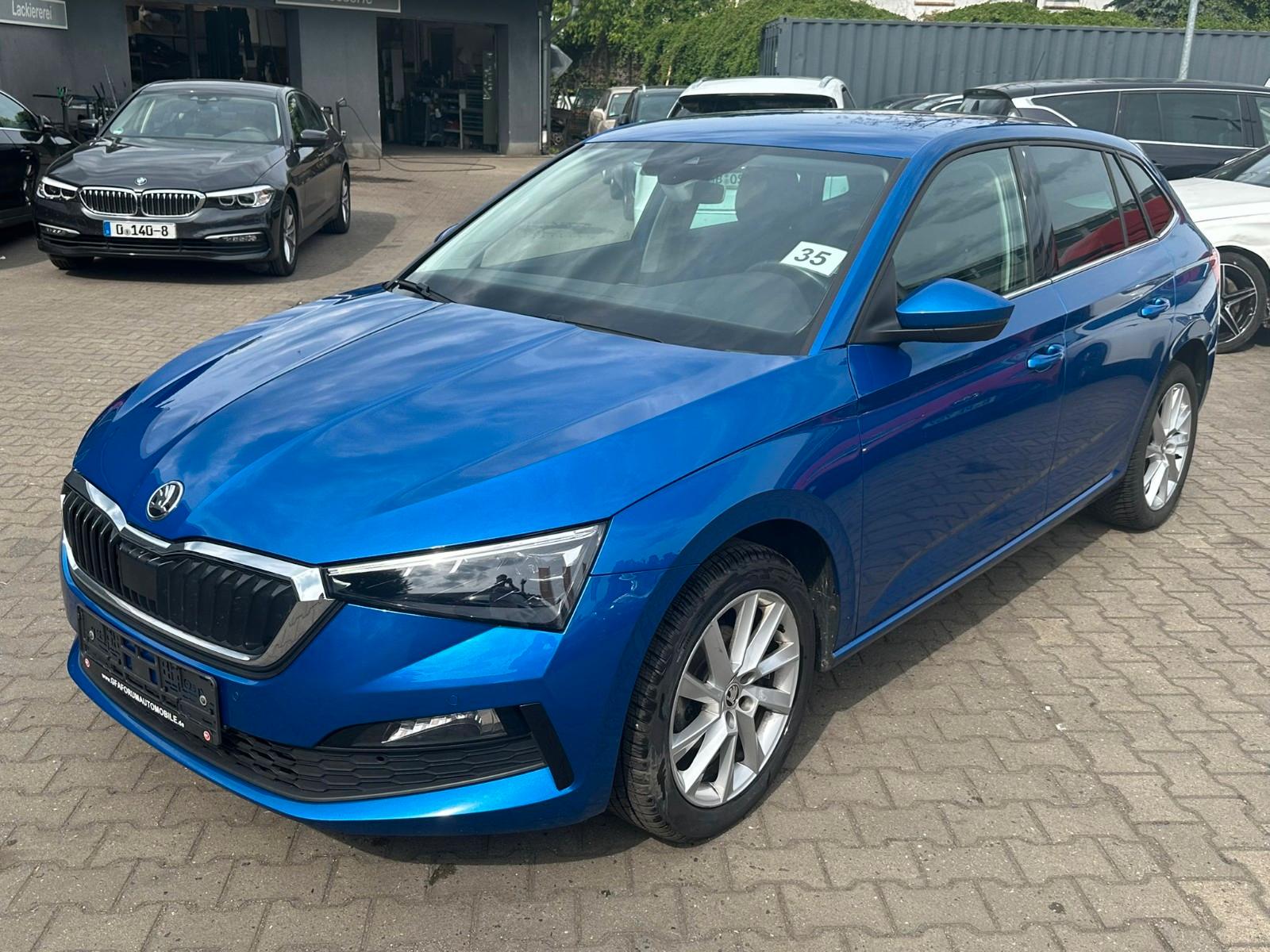 Skoda Scala Style CarPlay