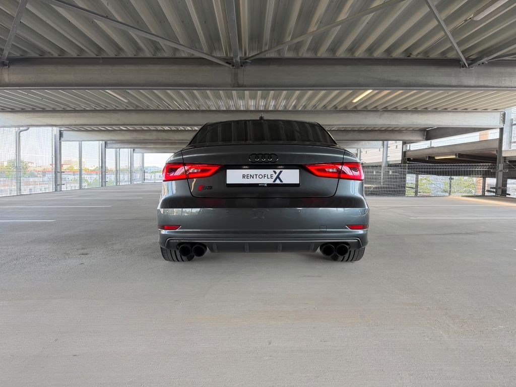 AUDI S3 Lim. KW-Fahrwerk/19 Zoll/ Klappenauspuff AUDI S3 Lim. KW-Fahrwerk/19 Zoll/ Klappenauspuff