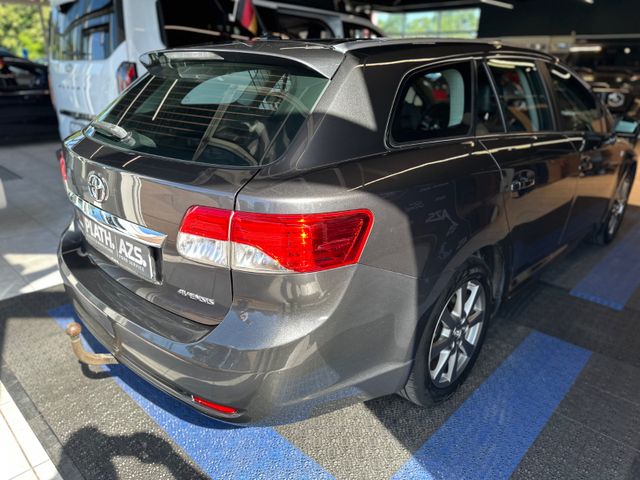 Toyota Avensis Kombi Life Automatik