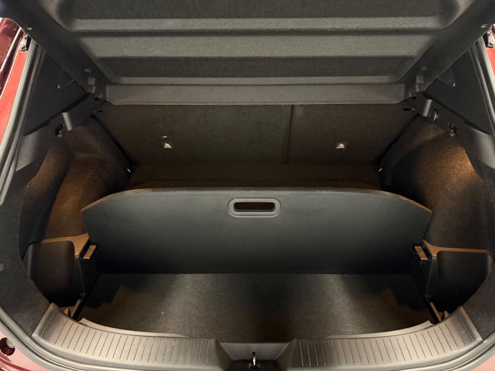 Fahrzeugabbildung Nissan Qashqai Tekna - Pano, HeadUp, Teilleder