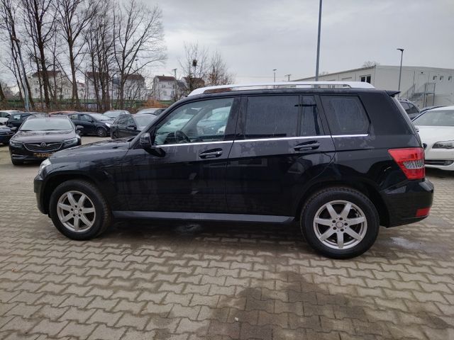 Mercedes-Benz GLK 350 CDI 4Matic+TÜV/NEU+CAM+NAVI+SHZ+ILC+AHK