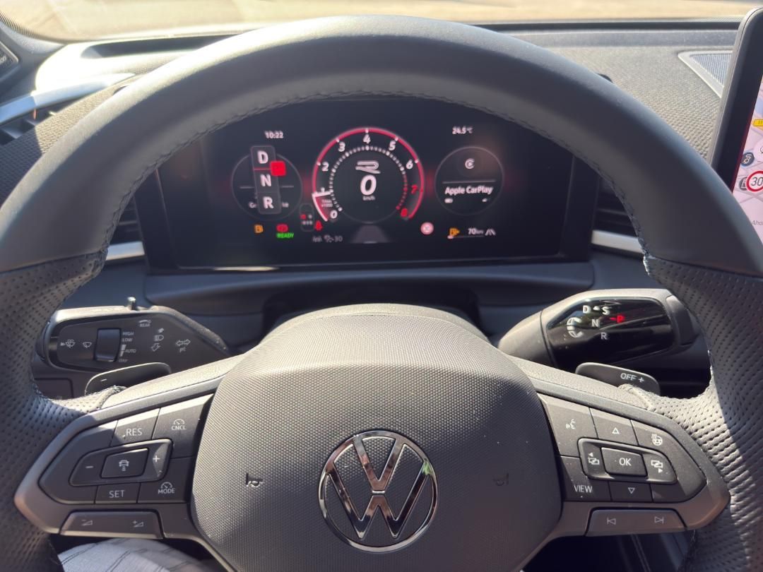 Fahrzeugabbildung Volkswagen T-Roc R-Line R-Line,Pano,Easy-Open,Sound System,