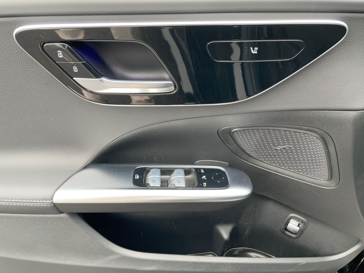 Fahrzeugabbildung Mercedes-Benz C 220 d T-Modell AMG/Night/Kamera/AHK