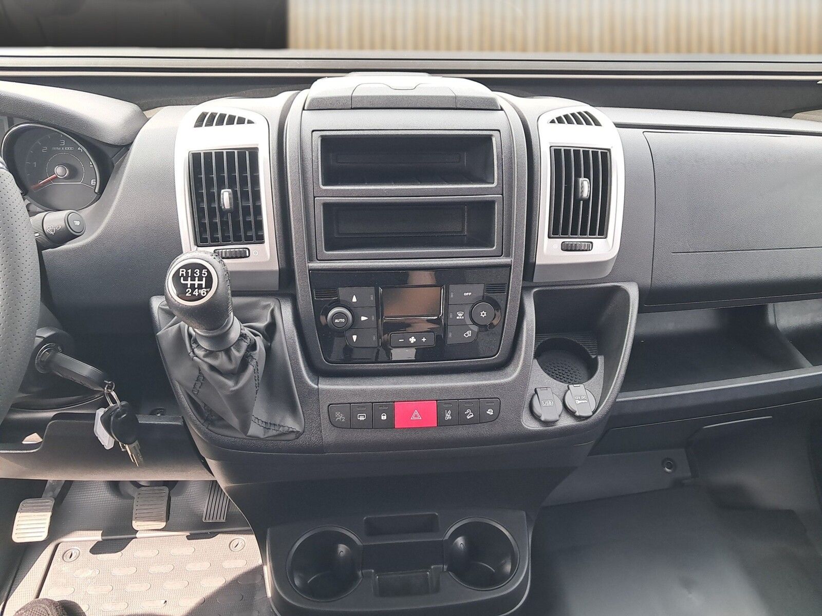 Fahrzeugabbildung Pössl Summit Prime 600 Citroen 165 PS ALL-IN-Paket