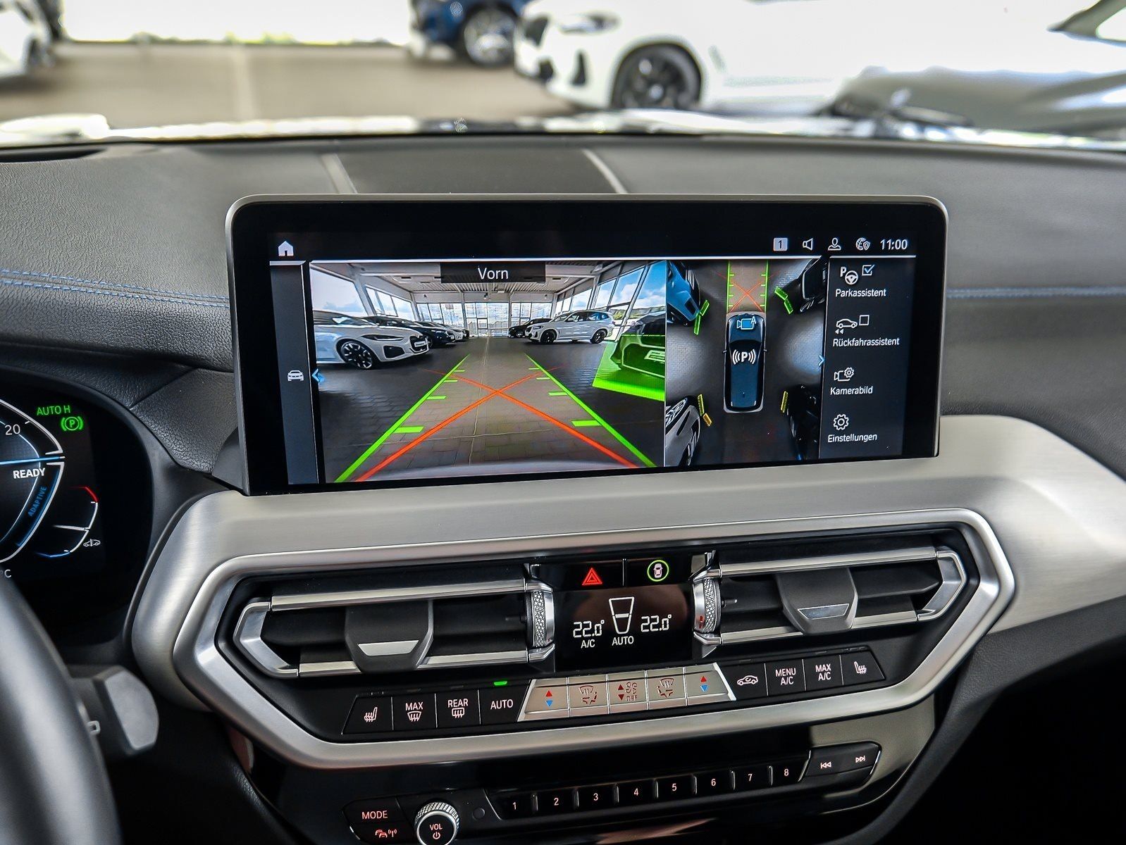 BMW iX3 - Bild 16