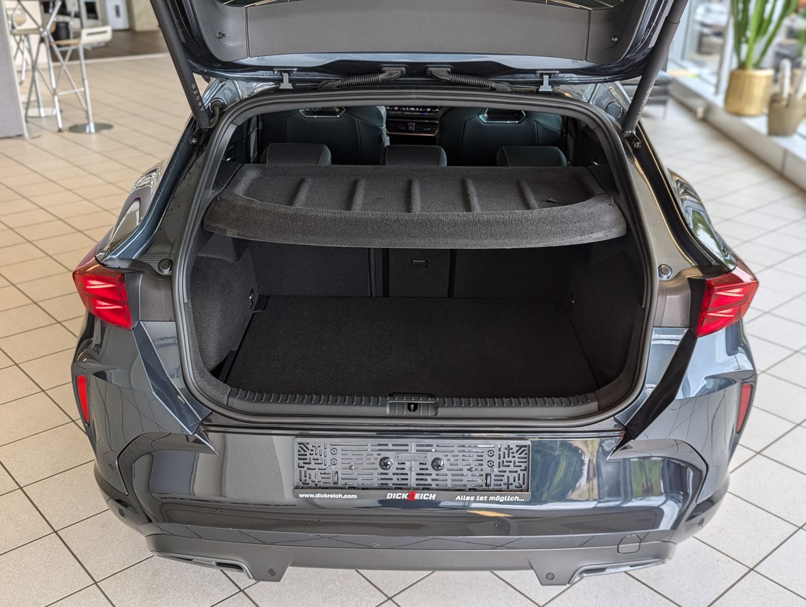 CUPRA Formentor 2.0 TDI Pano Sennh. DCC Kamera Matrix - Image 17