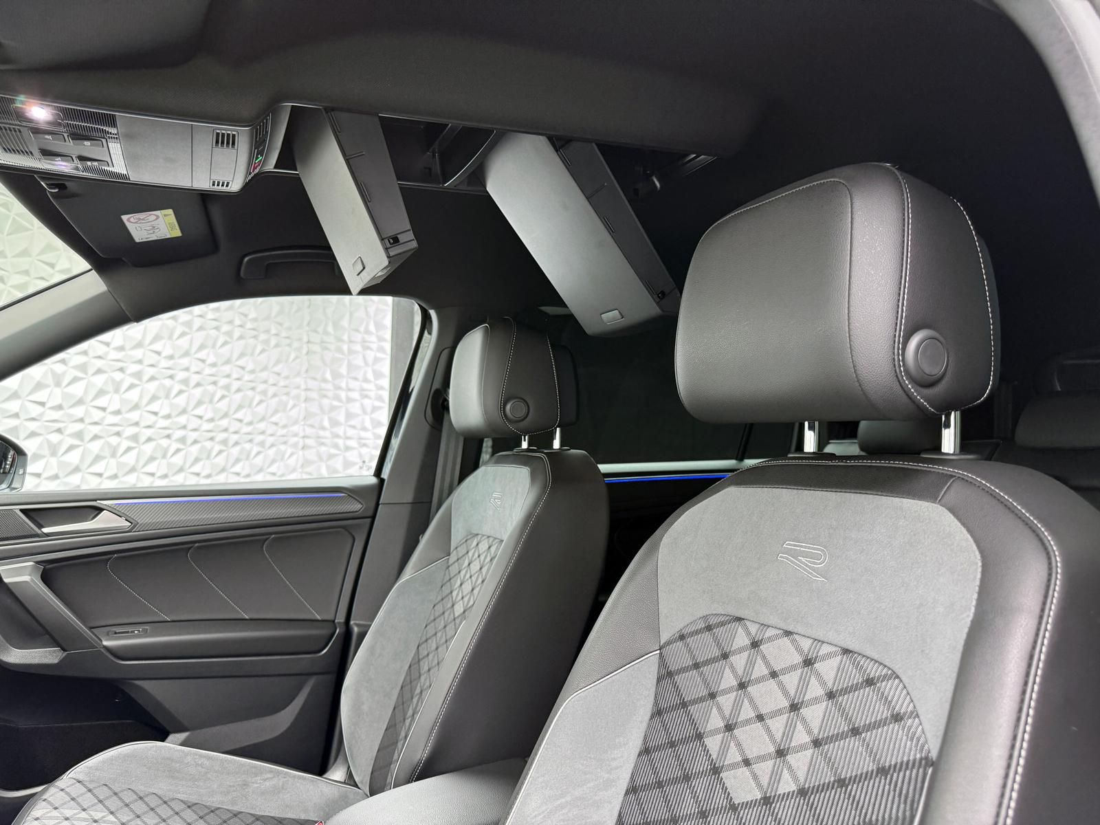 Fahrzeugabbildung Volkswagen 2.0 TSI R-LINE/4MOTION/7-SITZE/AHK/MATRIX/HUD/AC