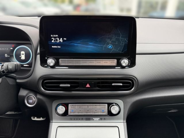 Fahrzeugabbildung Hyundai KONA Trend Elektro 2WD +KLIMA+NAVI+RFK+PDC+ACC+U