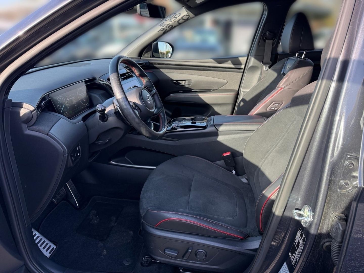 Fahrzeugabbildung Hyundai Tucson N-Line Plug-In Hybrid 4WD Sportpaket PDC