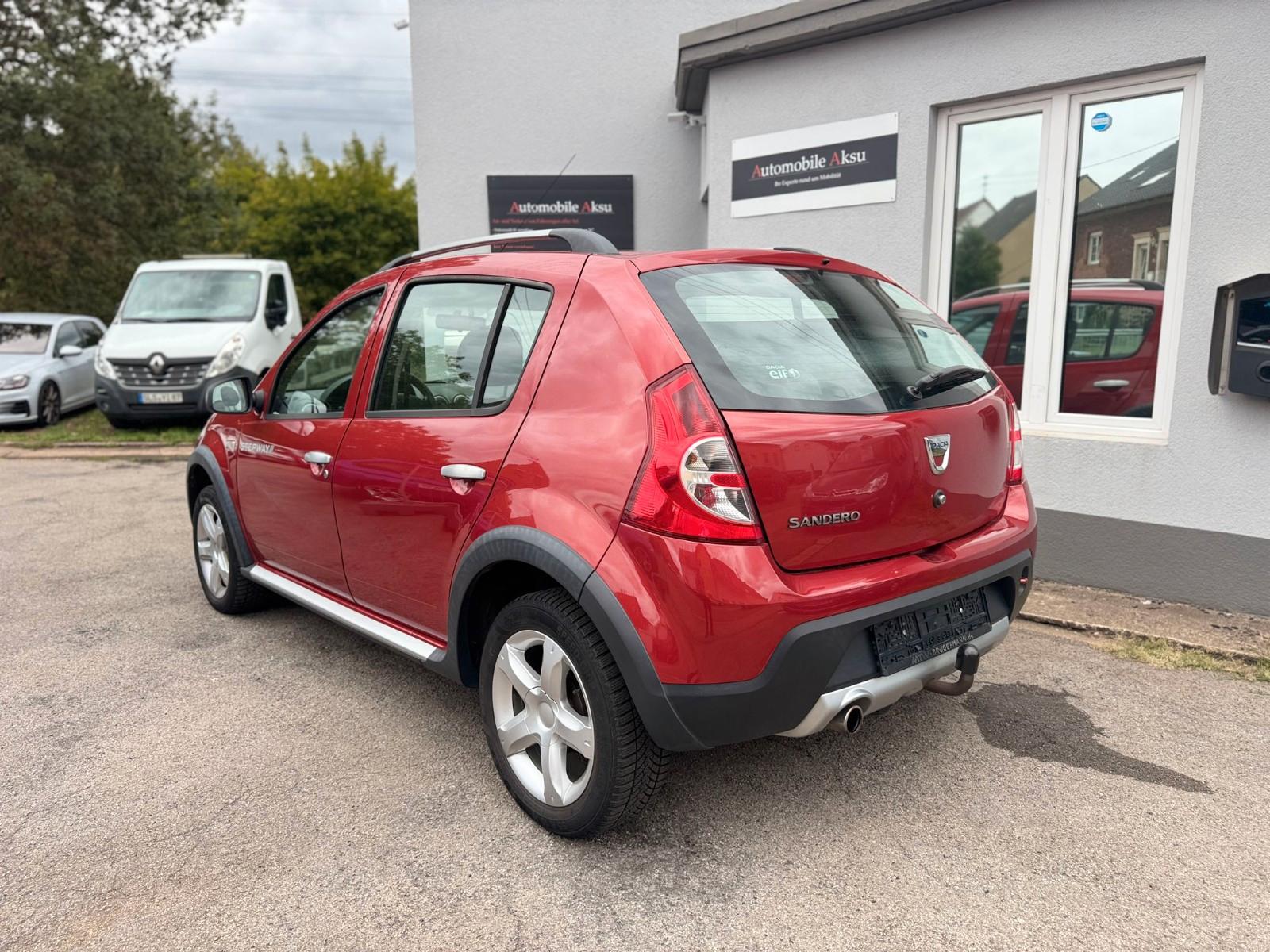 Dacia Sandero 2012 — engine 1.598 cm³, 84 HP (62kW)
