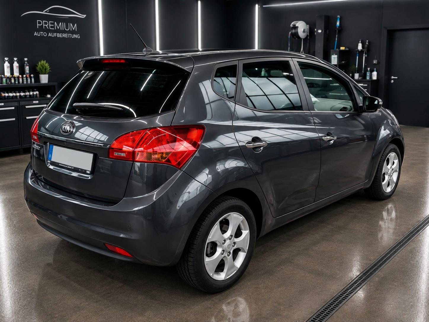 Kia Venga 2.HAND*VOLL SCHECKHEFT*SHZ*MFL*PDC HINTEN