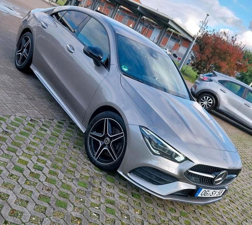 Mercedes-Benz CLA 200