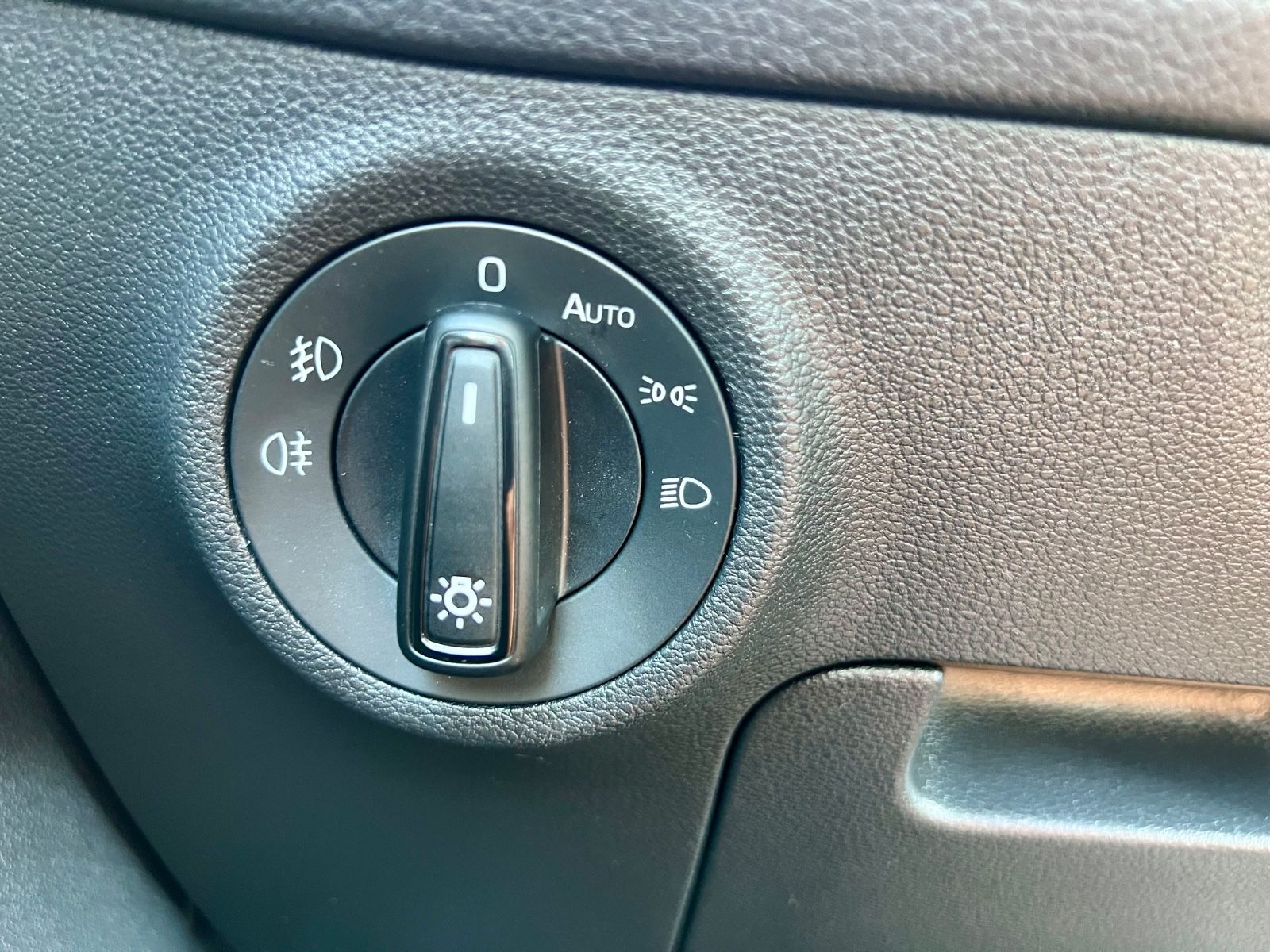 SKODA Kodiaq Ambition 7-SITZE AAC SCHIEBEDACH KAMERA