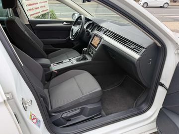 Volkswagen Passat Variant - 10