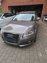 Audi A3 8p Sportback 1,6 Diesel - Audi A3 aus 2011: 1.6