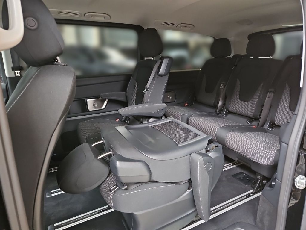 Fahrzeugabbildung Mercedes-Benz V 220 d STYLE Lang 7 Sitze 2,5tAHK BURMESTER LED